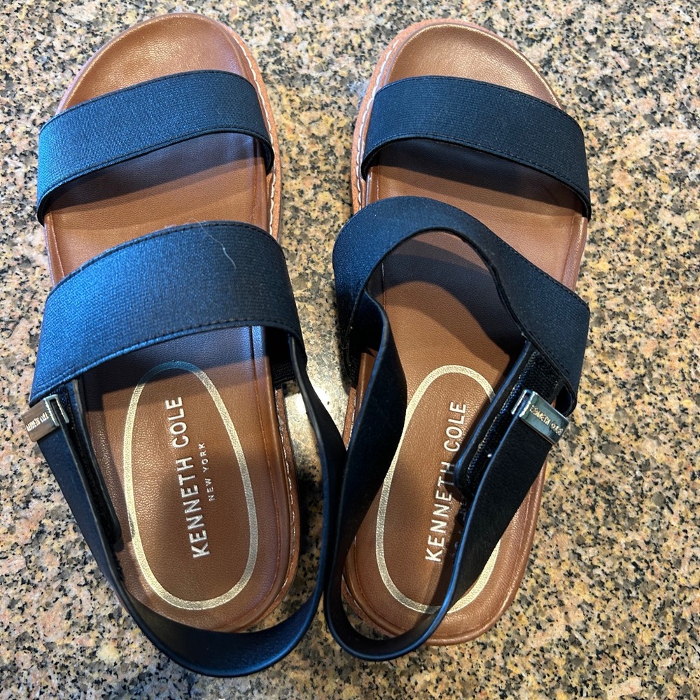 Kenneth Cole sandals